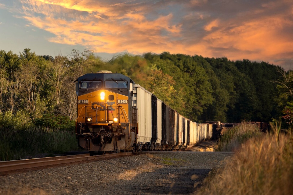 CSX intermodal and bulk train operating in the eastern United States