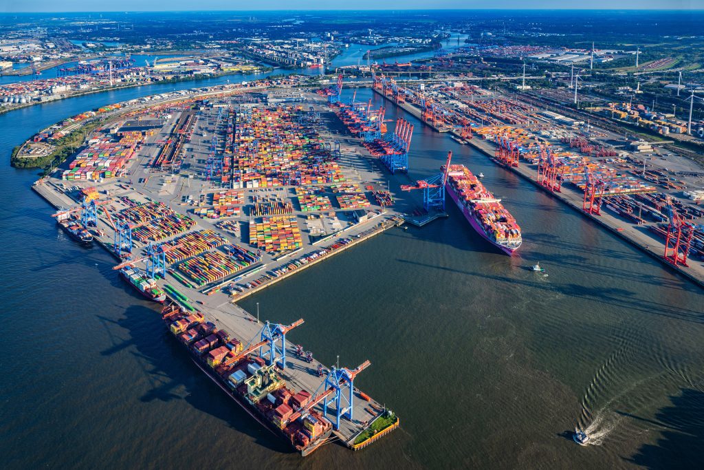 Container handling at HHLA's Container Terminal Burchardkai in Hamburg. Image: ©