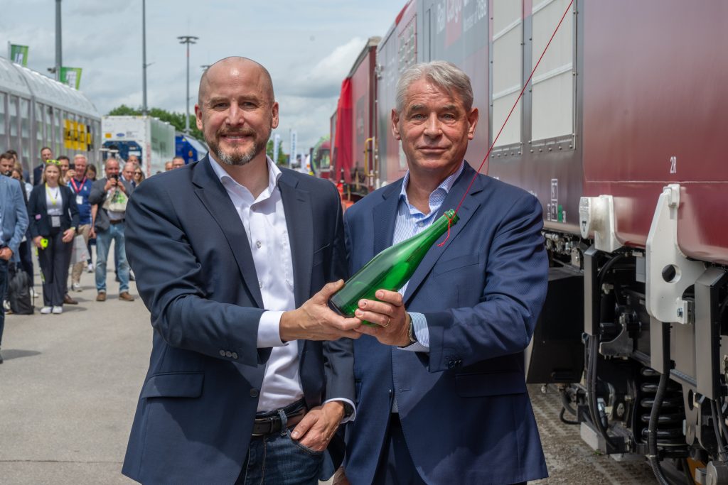 Clemens Först, CEO of RCG (left), and Wilhelm Goosen, the CEO of European Loc Pool (right). Image: ©