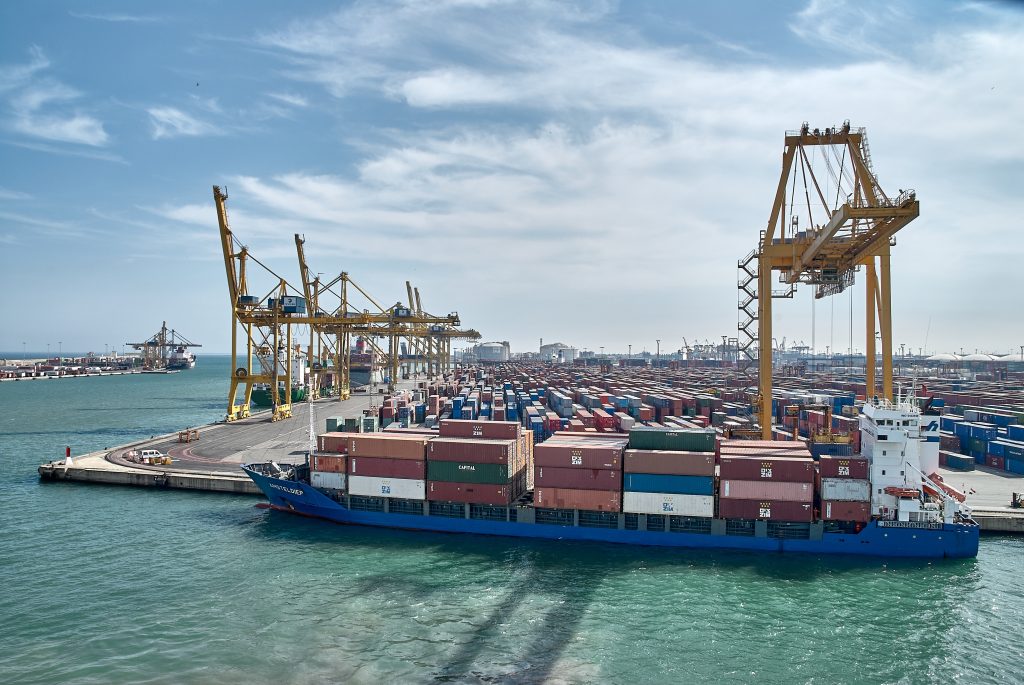 A feeder container ship at the port of Barcelona. Image: Shutterstock © Frank Kinch