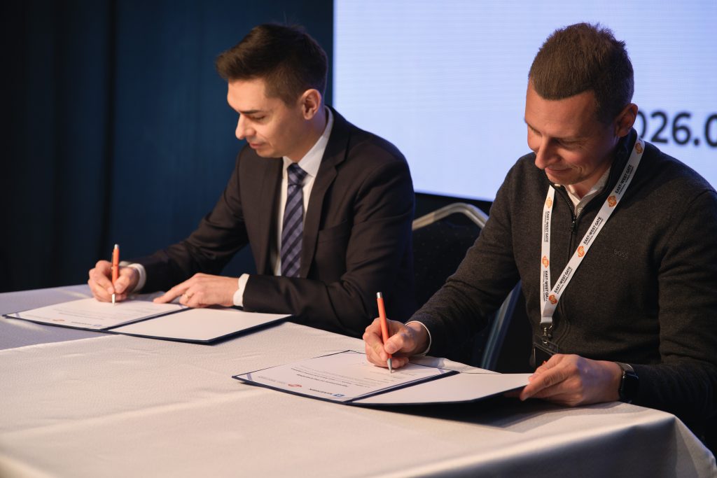 Roman Vinar, CEO of EWG, and IIvic Vodopilja, East Europe Countries Managing Director at Maersk. Image: © EWG