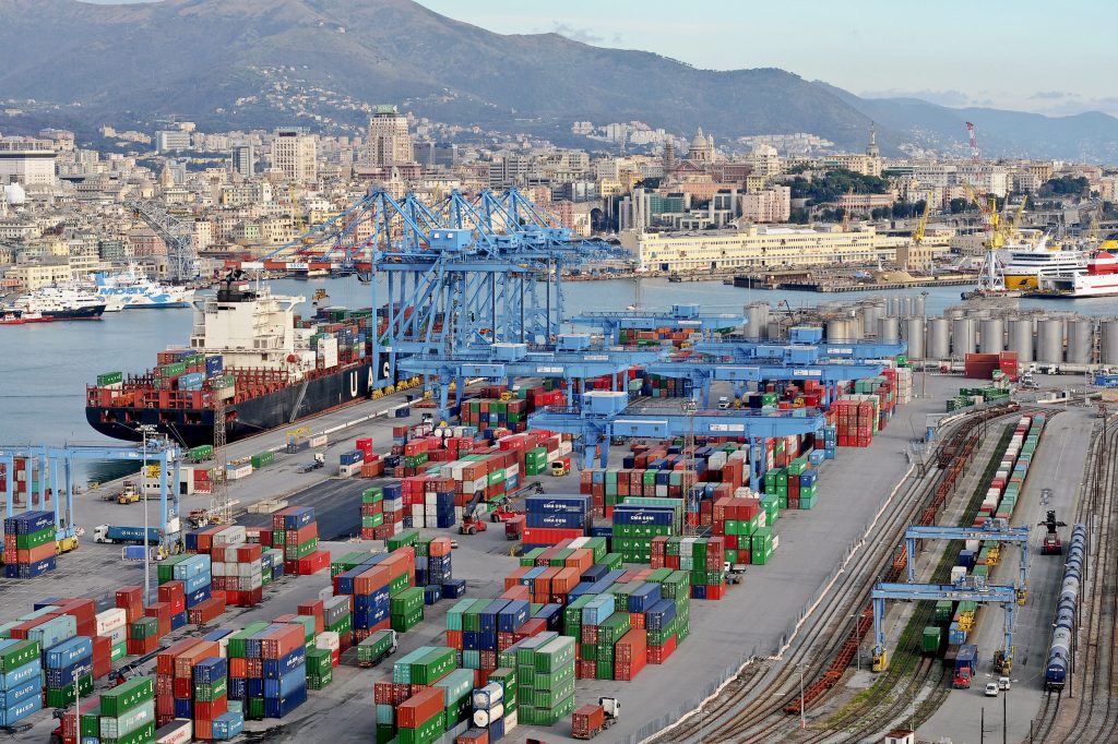 Wagons ready for shunting at the Italian port of Genoa. Image: Shutterstock. © Riccardo Arata